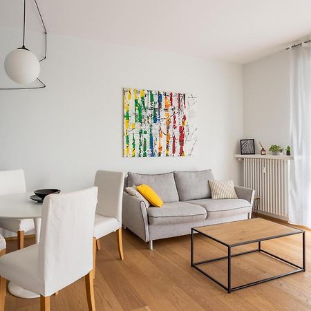 Suite 51 Appartamento Con Terrazzo A 50 Mt Dal Lago - Private Parking (Adults Only) Arona Eksteriør bilde