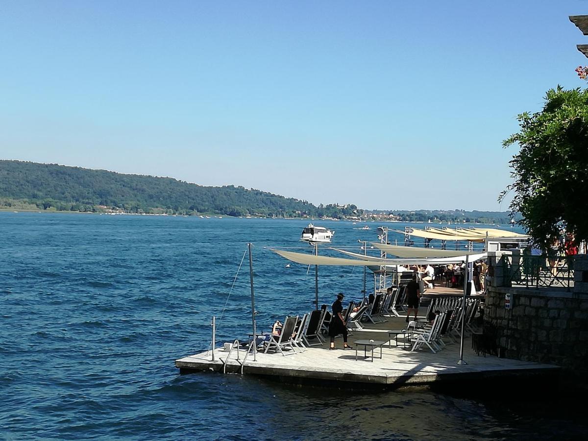 Suite 51 Appartamento Con Terrazzo A 50 Mt Dal Lago - Private Parking (Adults Only) Arona Eksteriør bilde