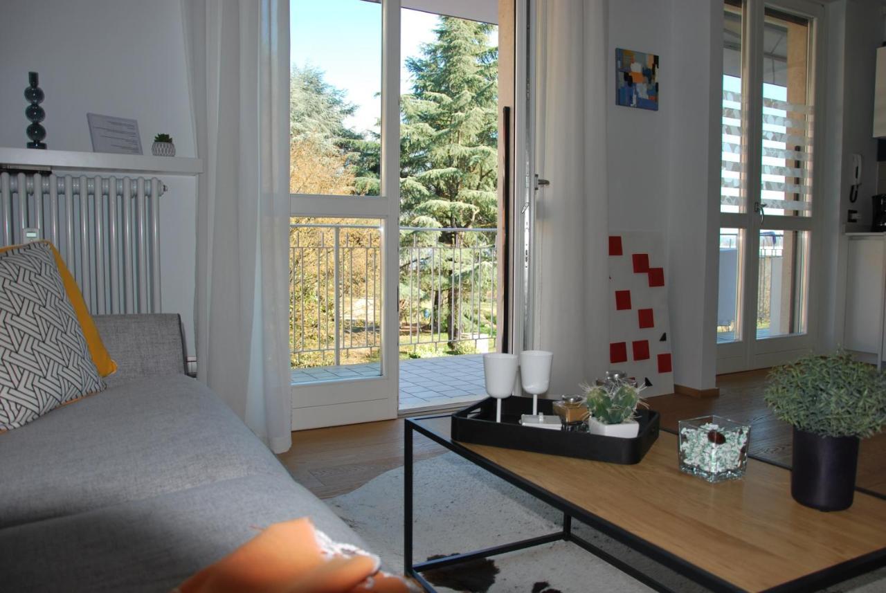 Suite 51 Appartamento Con Terrazzo A 50 Mt Dal Lago - Private Parking (Adults Only) Arona Eksteriør bilde