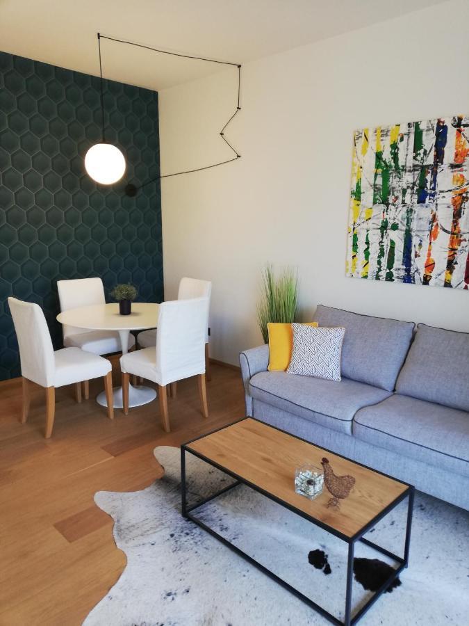 Suite 51 Appartamento Con Terrazzo A 50 Mt Dal Lago - Private Parking (Adults Only) Arona Eksteriør bilde