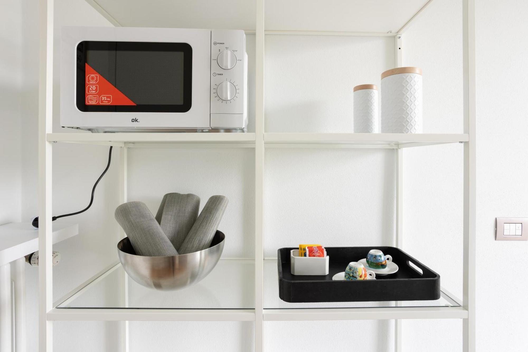 Suite 51 Appartamento Con Terrazzo A 50 Mt Dal Lago - Private Parking (Adults Only) Arona Eksteriør bilde