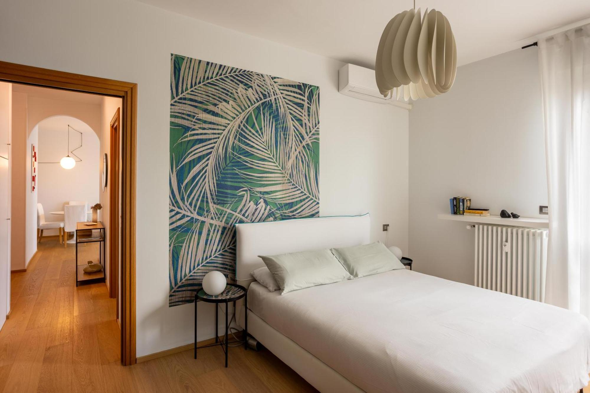 Suite 51 Appartamento Con Terrazzo A 50 Mt Dal Lago - Private Parking (Adults Only) Arona Eksteriør bilde